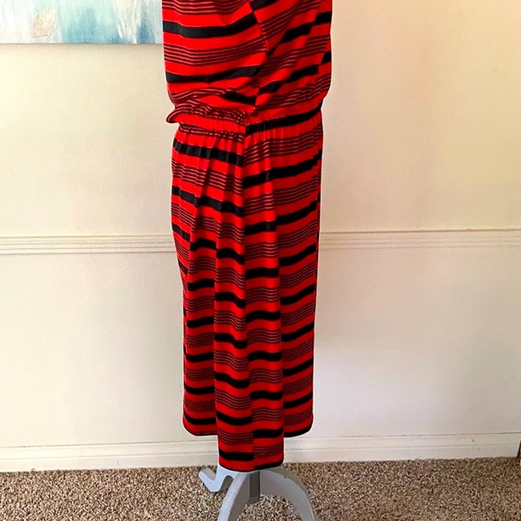 LuLaRoe ❤️“SUMMER”🖤 STRIPED SLEEVELESS DRESS SIZE EXTRA LARGE 🌟NWT🌟 - Picture 5 of 13